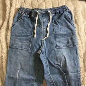 Forever 21 women’s denim joggers